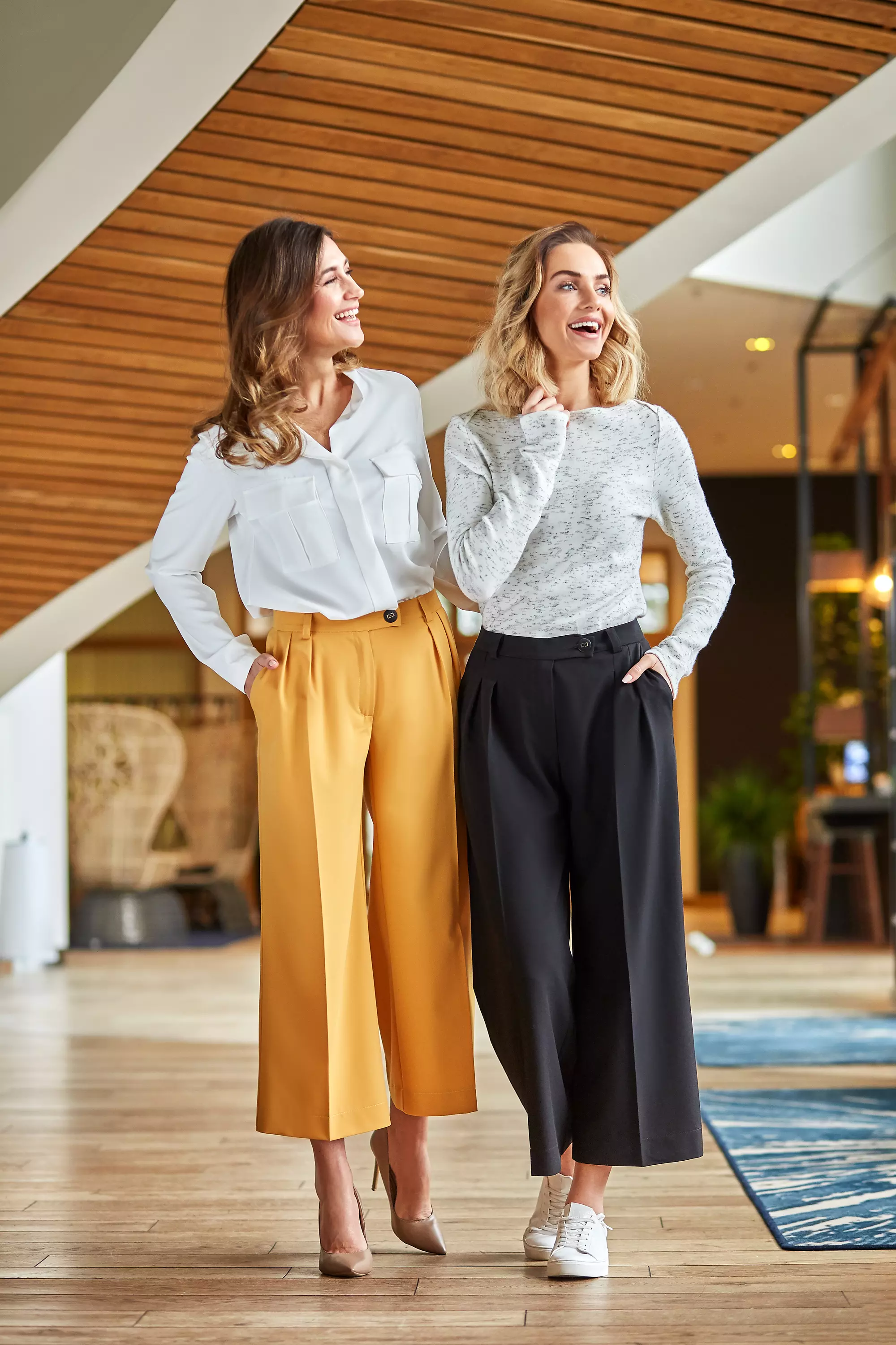 Spodnie typu culottes z nogawkami na kant